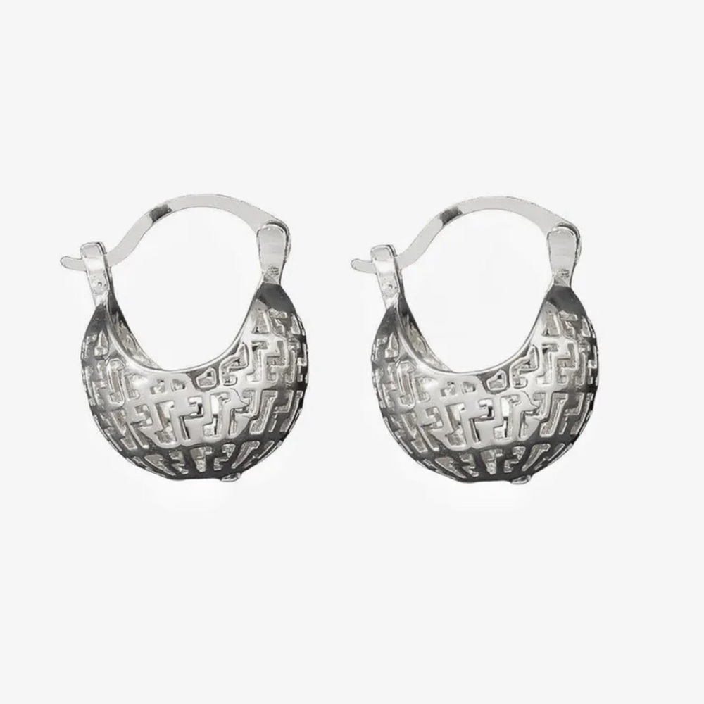 Any 3/$25! Silver Basket Mandarin Earrings - Picture 3 of 6